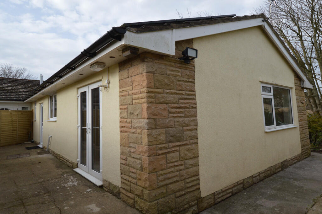 1 bed Semi-detached bungalow for rent in Badgworth. From Cooper & Tanner - Cheddar