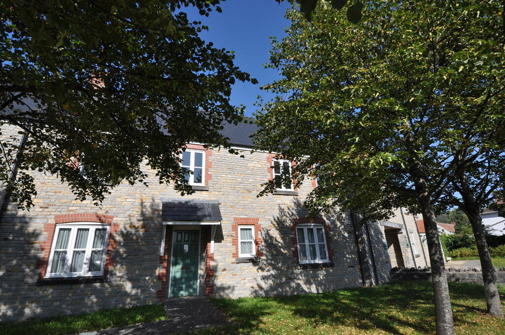 3 bed Apartment for rent in Cheddar. From Cooper & Tanner - Cheddar