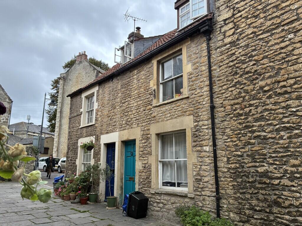 2 bed Cottage for rent in Frome. From Cooper & Tanner - Frome