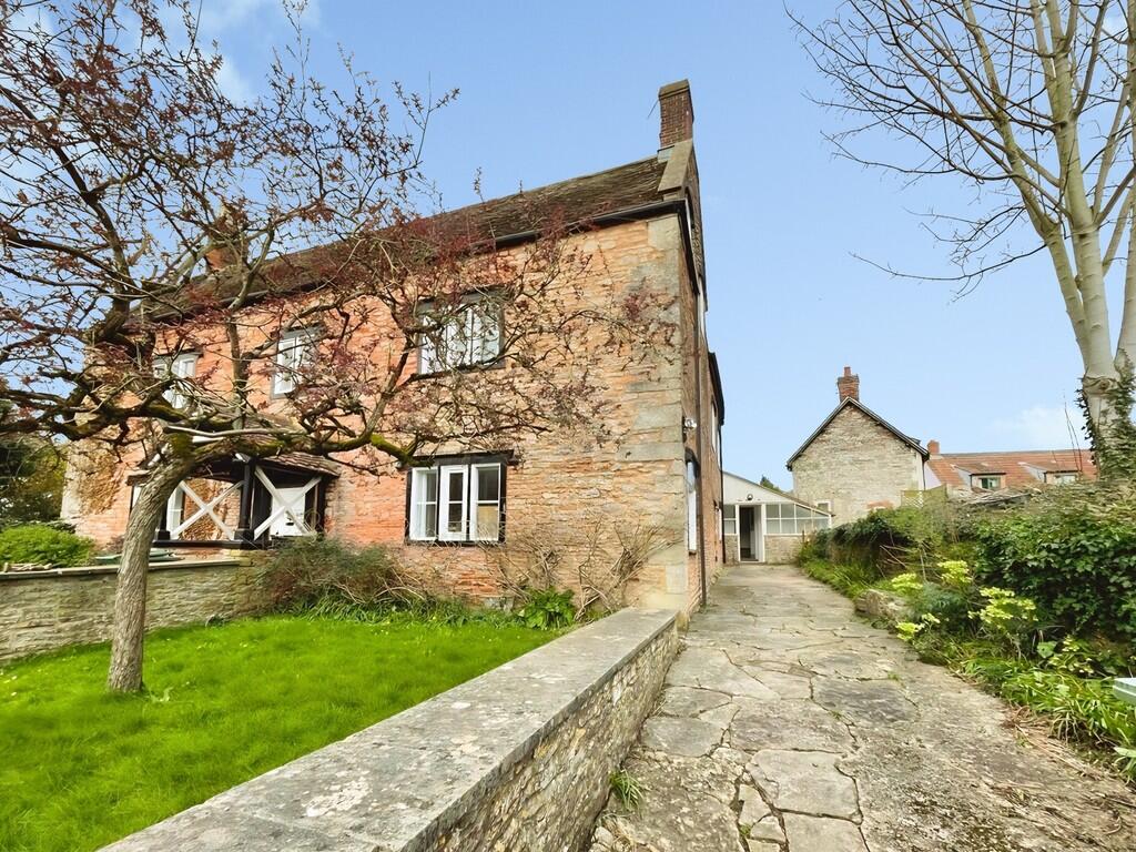 4 bed Cottage for rent in Wells. From Cooper & Tanner - Shepton Mallet