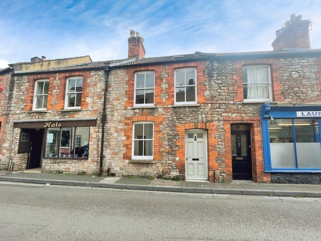 2 bed Mid Terraced House for rent in Wells. From Cooper & Tanner - Shepton Mallet 2 bed Mid Terraced House for rent in Wells. From Cooper & Tanner - Shepton Mallet