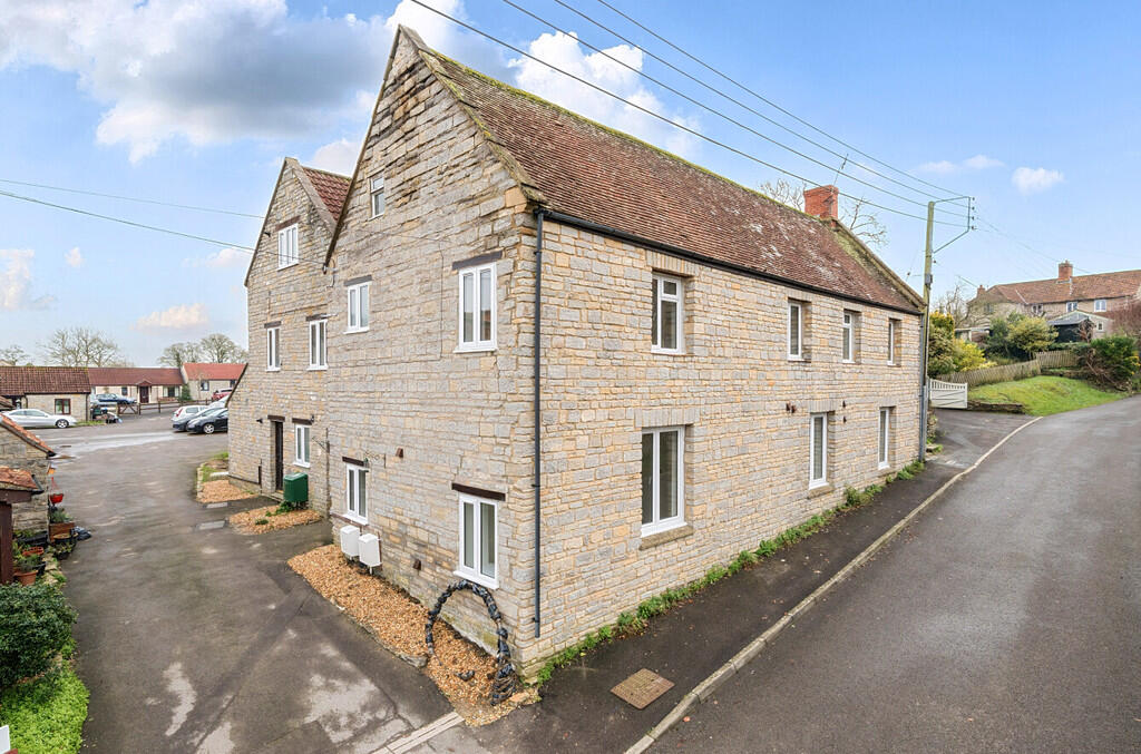 2 bed Apartment for rent in Butleigh. From Cooper & Tanner - Shepton Mallet
