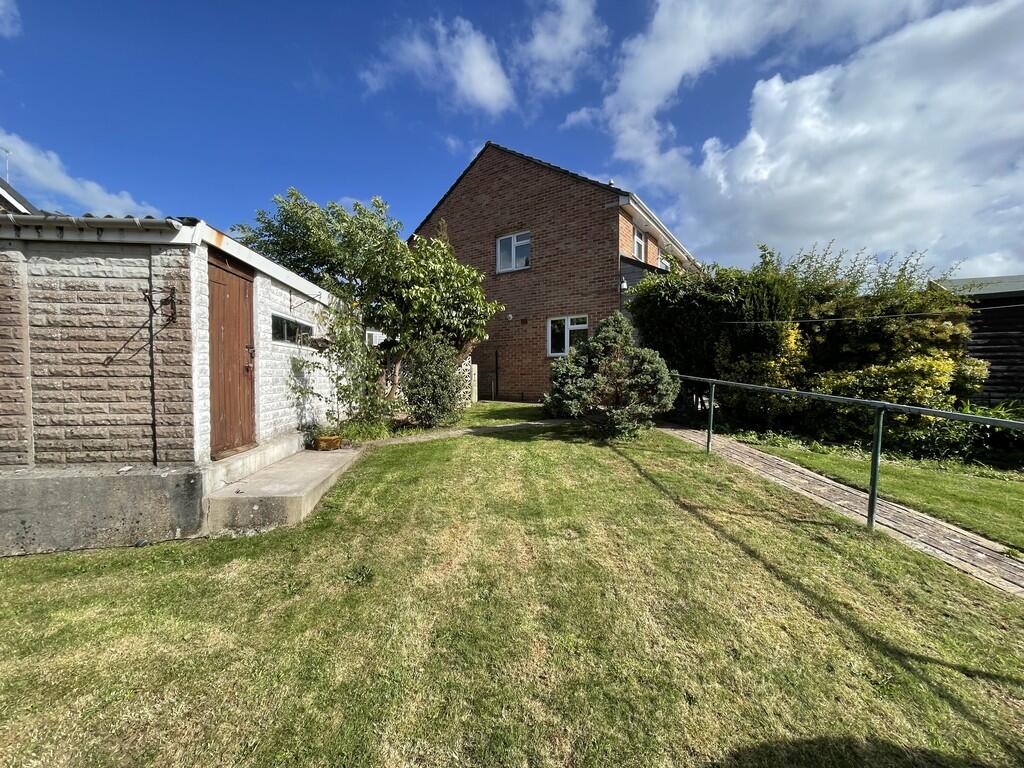 3 bed Semi Detached for rent in Shepton Mallet. From Cooper & Tanner - Shepton Mallet 3 bed Semi Detached for rent in Shepton Mallet. From Cooper & Tanner - Shepton Mallet