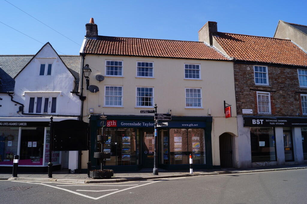 2 bed Apartment for rent in Wells. From Cooper & Tanner - Shepton Mallet