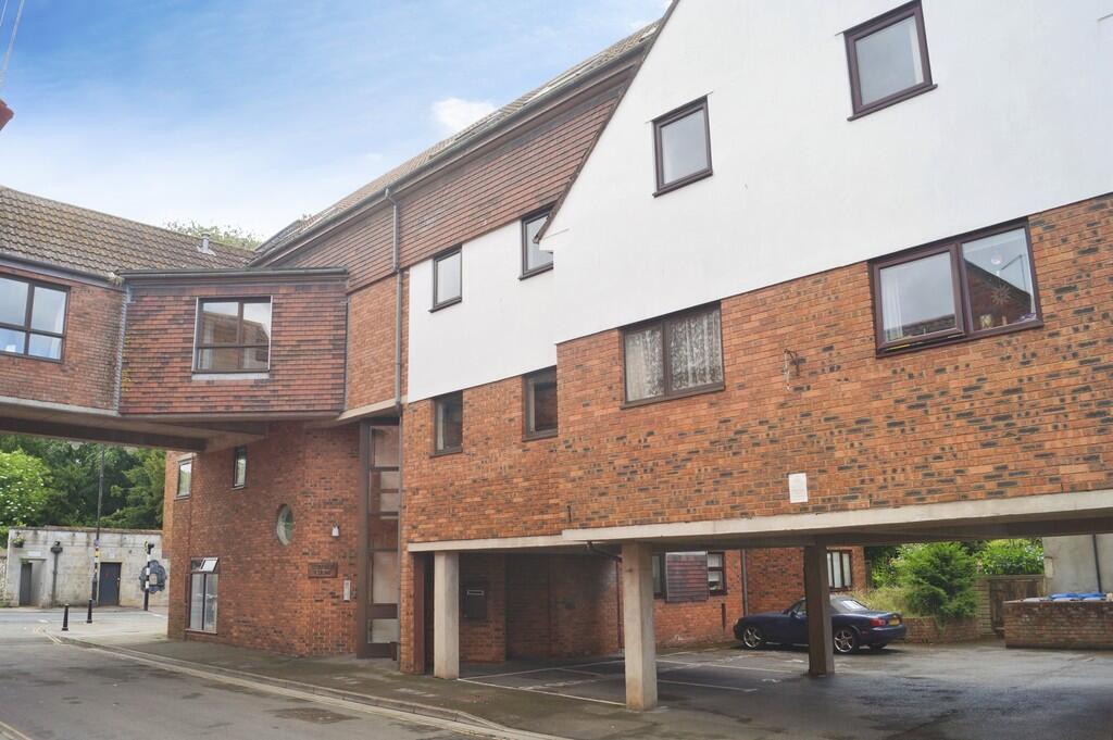1 bed Apartment for rent in Glastonbury. From Cooper & Tanner - Shepton Mallet 1 bed Apartment for rent in Glastonbury. From Cooper & Tanner - Shepton Mallet