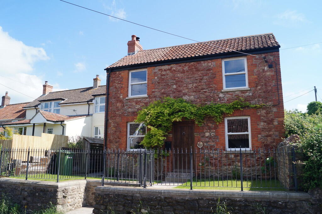 3 bed Detached for rent in Easton. From Cooper & Tanner - Shepton Mallet