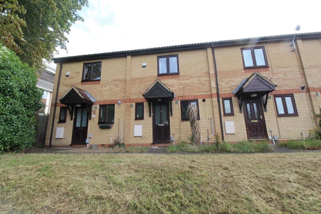 2 bed Mid Terraced House for rent in Baldock. From Hunters - Baldock