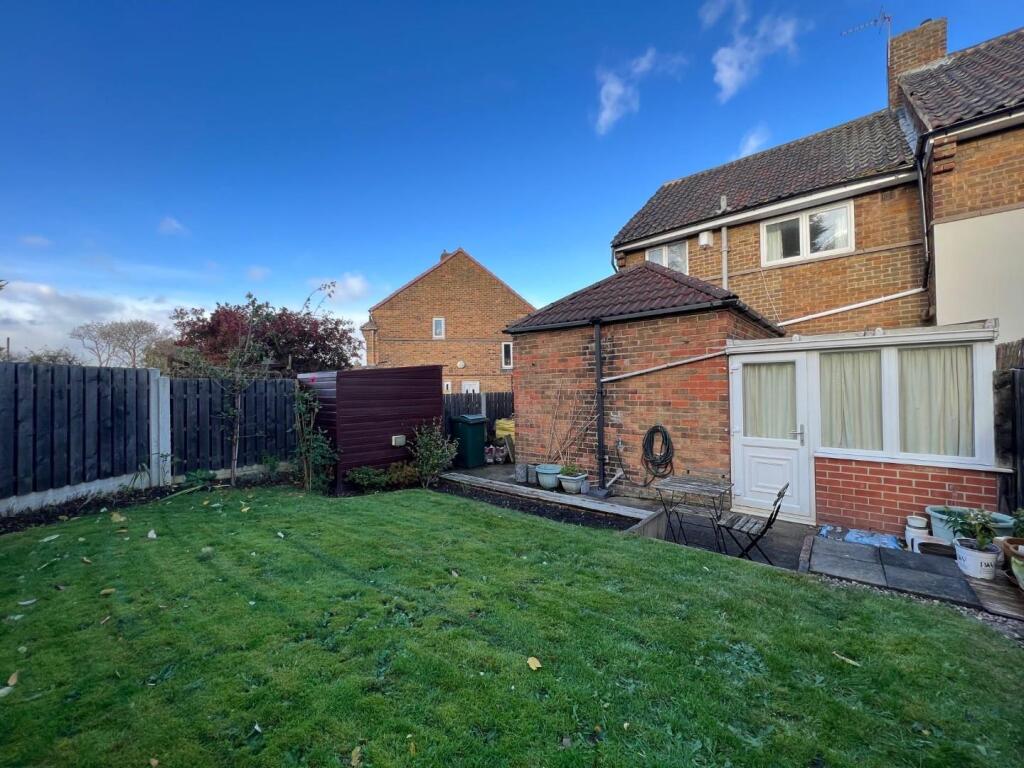 2 bed End of Terrace for rent in Barnsley. From Hunters - Barnsley