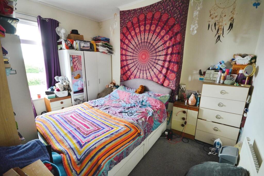 3 bed Mid Terraced House for rent in Bishop Auckland. From Hunters - Bishop Auckland 3 bed Mid Terraced House for rent in Bishop Auckland. From Hunters - Bishop Auckland