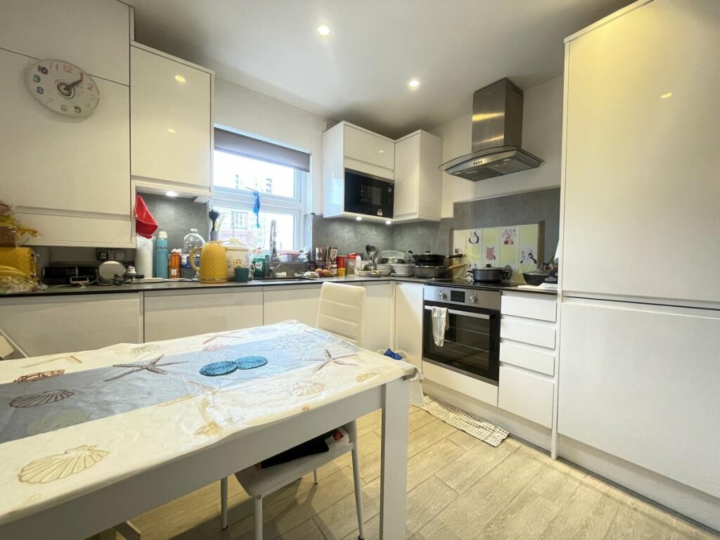 1 bed Room for rent in Harrow. From Maple Estate and Letting Agents Limited