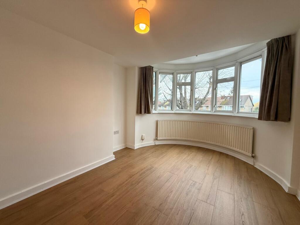 1 bed House Share for rent in Harrow. From Maple Estate & Letting Agents - Harrow