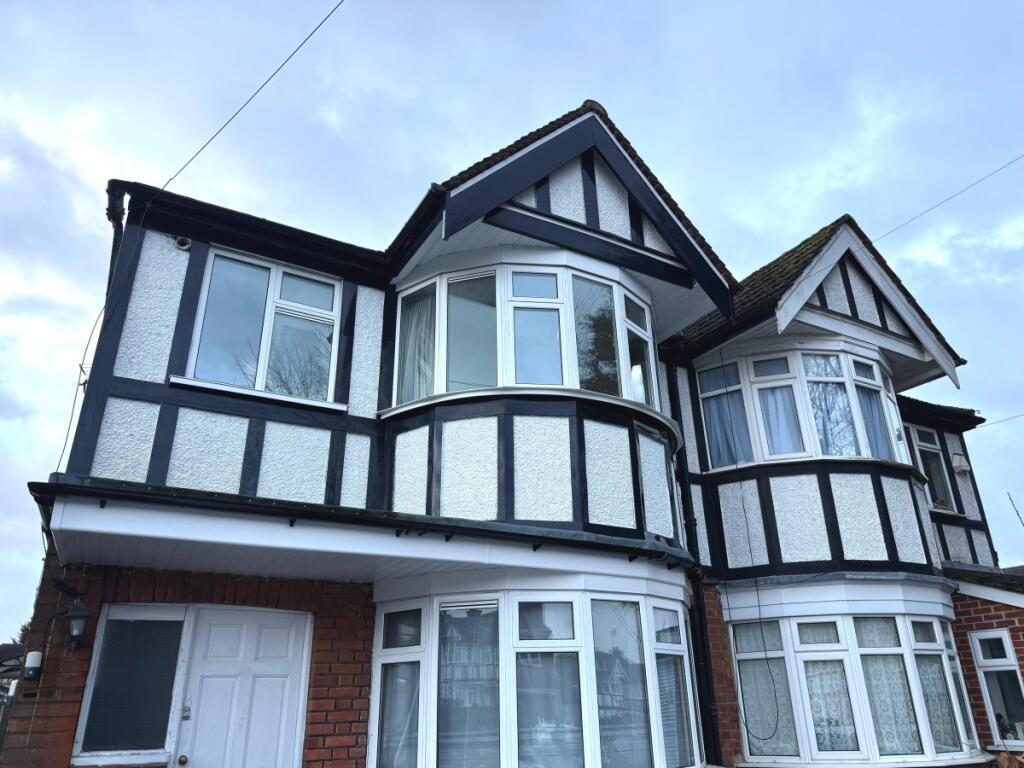 1 bed House Share for rent in Harrow. From Maple Estate & Letting Agents - Harrow