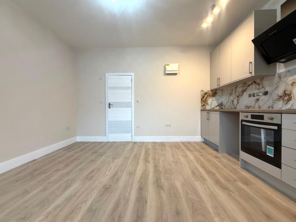 0 bed Studio for rent in Harrow. From Maple Estate & Letting Agents - Harrow
