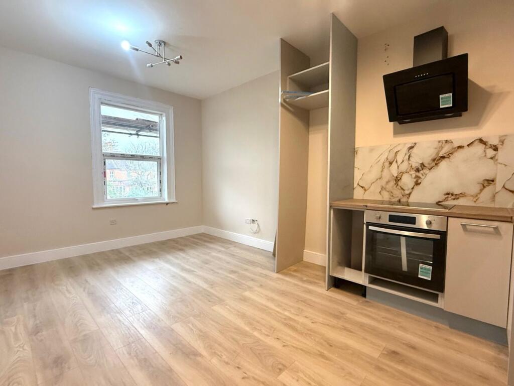 1 bed 1st Floor Flat for rent in Harrow. From Maple Estate & Letting Agents - Harrow