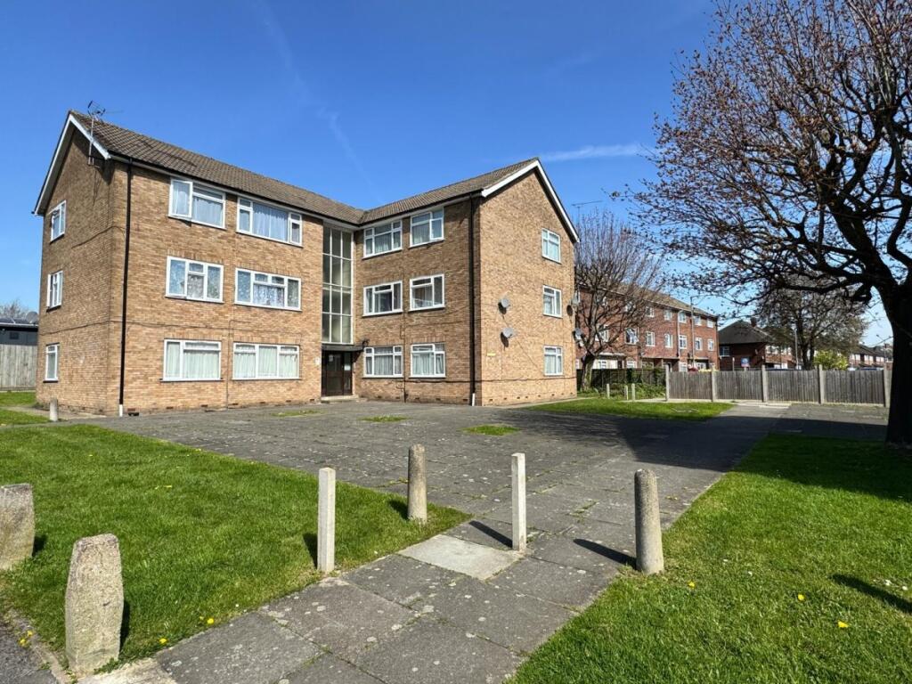 2 bed 1st Floor Flat for rent in Ruislip. From Maple Estate & Letting Agents - Harrow