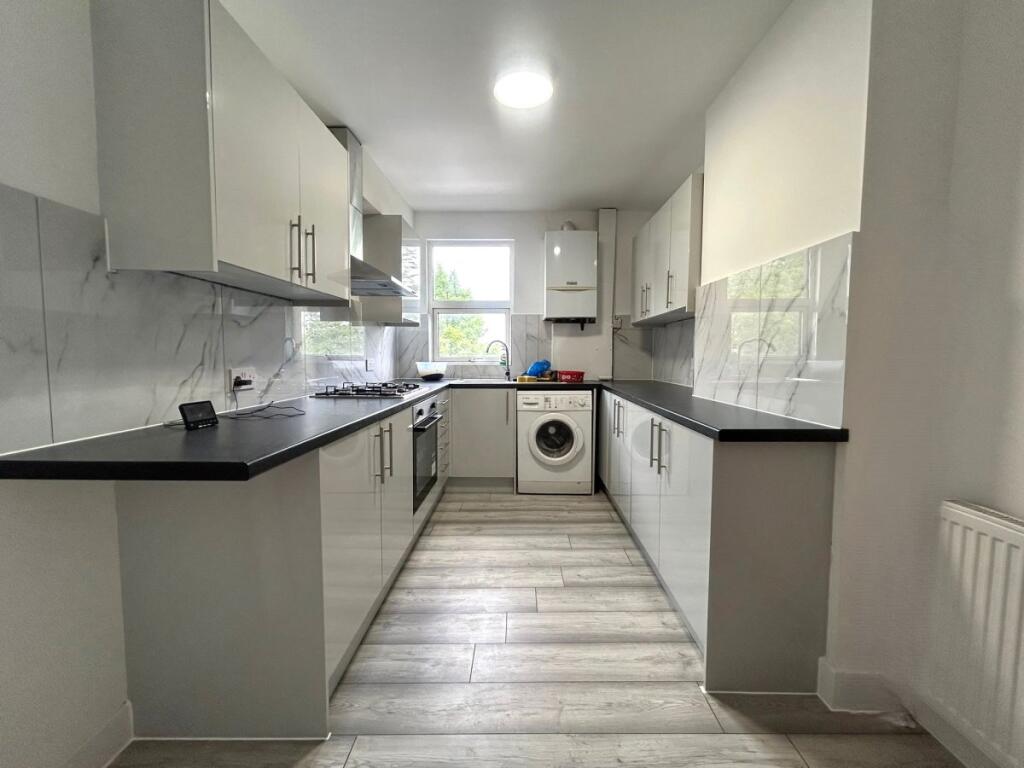 3 bed Annexe for rent in Harrow. From Maple Estate & Letting Agents - Harrow 3 bed Annexe for rent in Harrow. From Maple Estate & Letting Agents - Harrow