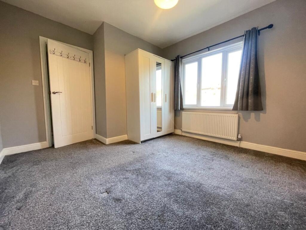 4 bed Semi Detached for rent in Watford. From Maple Estate & Letting Agents - Harrow