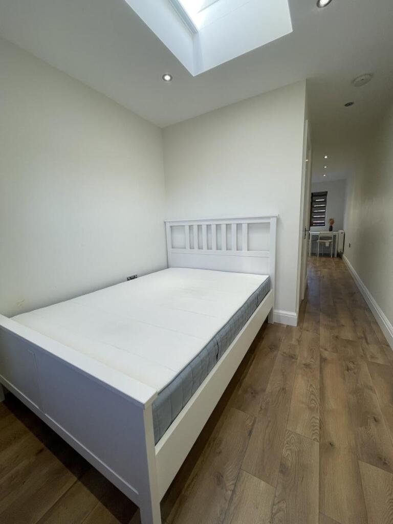 4 bed Studio for rent in Harrow. From Maple Estate & Letting Agents - Harrow