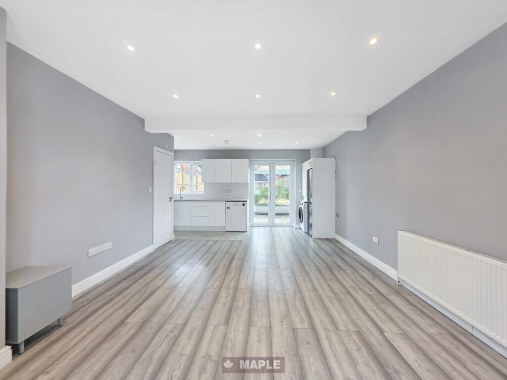 3 bed Mid Terraced House for rent in Watford. From Maple Estate & Letting Agents - Harrow 3 bed Mid Terraced House for rent in Watford. From Maple Estate & Letting Agents - Harrow