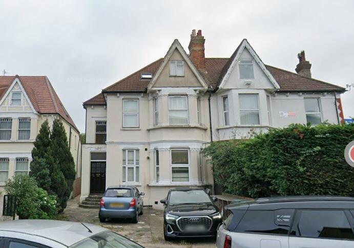 1 bed 1st Floor Flat for rent in Wood Green. From Adams and Styles 1 bed 1st Floor Flat for rent in Wood Green. From Adams and Styles