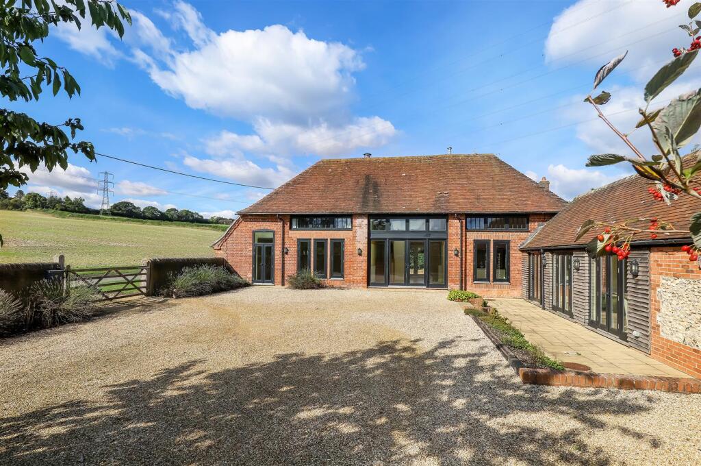 4 bed Barn Conversion for rent in Litchfield. From BCM - Winchester