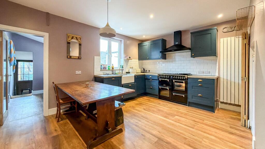 2 bed Mid Terraced House for rent in Crofts End. From Hunters - BS3 2 bed Mid Terraced House for rent in Crofts End. From Hunters - BS3