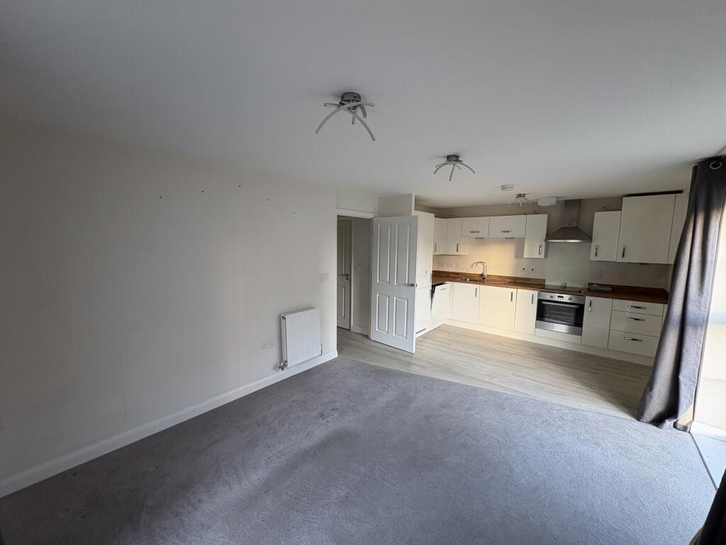 2 bed 1st Floor Flat for rent in Engine Common. From Hunters - BS3