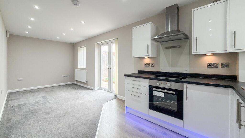 1 bed Bungalow for rent in Ashton Vale. From Hunters - BS3