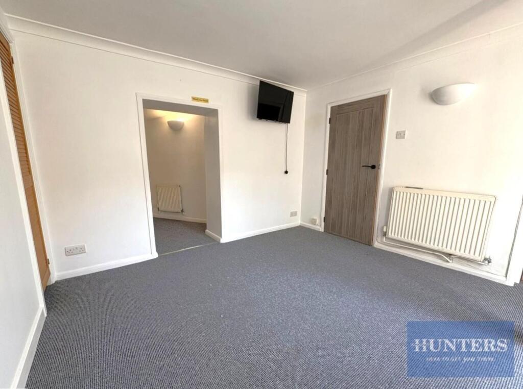 4 bed Studio for rent in Prestbury. From Hunters - Cheltenham 4 bed Studio for rent in Prestbury. From Hunters - Cheltenham