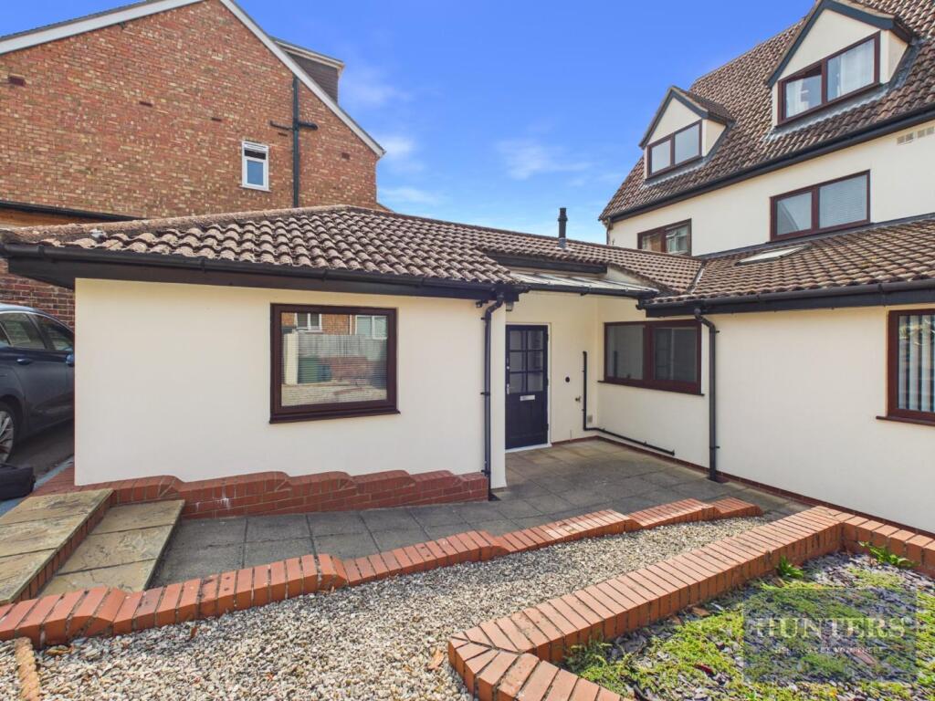 1 bed Apartment for rent in Cheltenham. From Hunters - Cheltenham