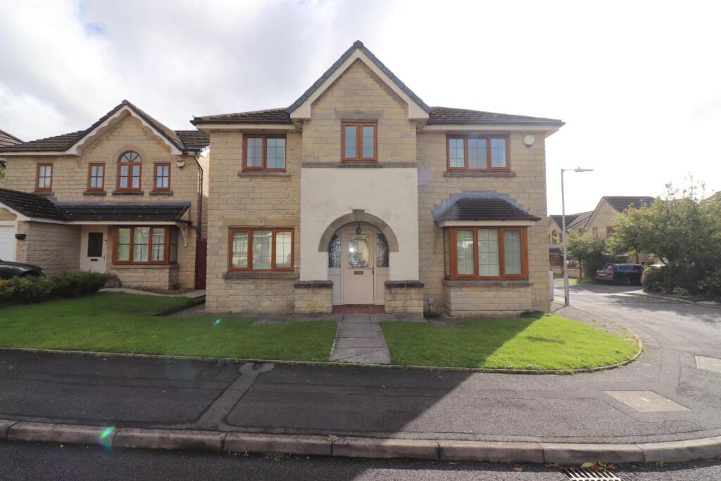 4 bed Detached for rent in Horrocks Fold. From Hunters - Darwen