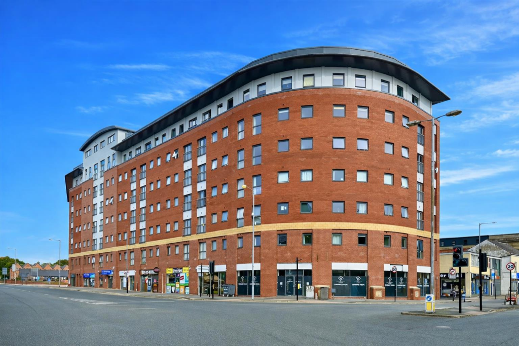 2 bed Apartment for rent in Bolton. From Hunters - Darwen