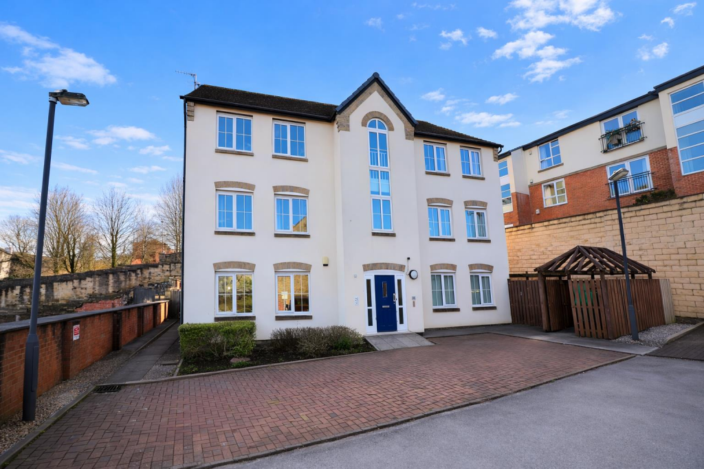 2 bed Apartment for rent in Darwen. From Hunters - Darwen