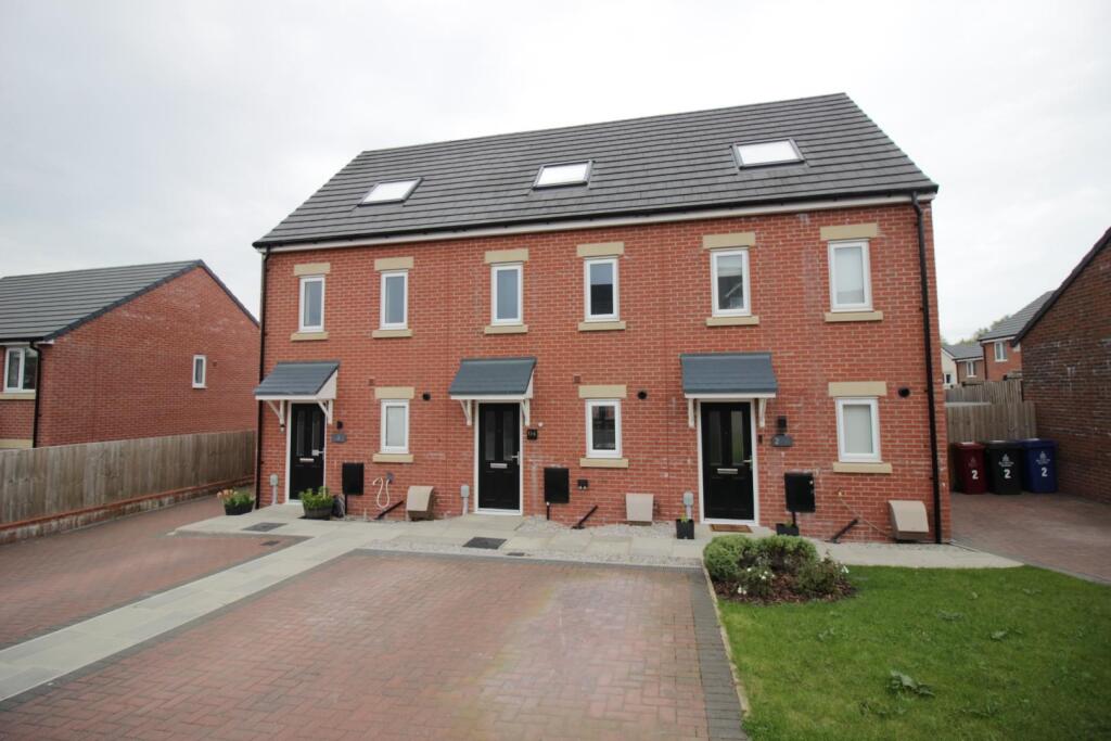 3 bed Detached for rent in Darwen. From Hunters - Darwen 3 bed Detached for rent in Darwen. From Hunters - Darwen