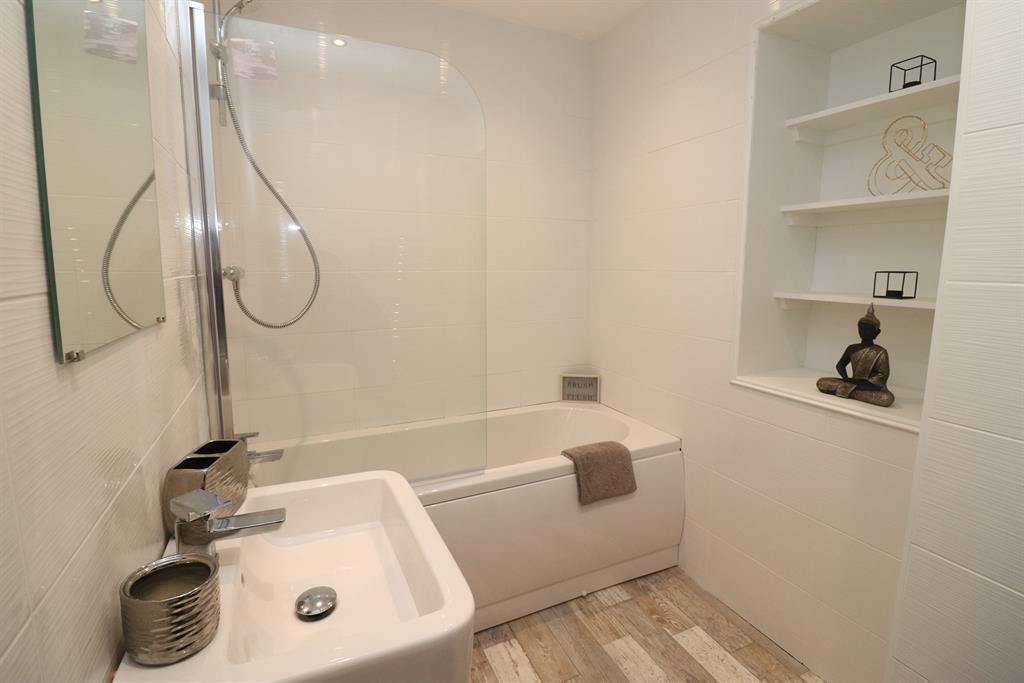 3 bed Mid Terraced House for rent in Pleasington. From Hunters - Darwen