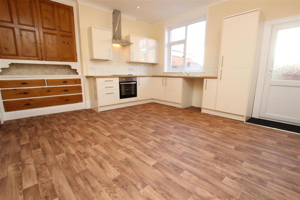 2 bed Mid Terraced House for rent in Darwen. From Hunters - Darwen 2 bed Mid Terraced House for rent in Darwen. From Hunters - Darwen
