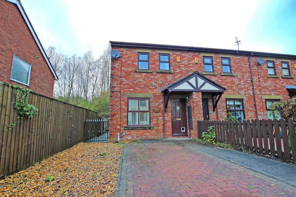2 bed Town House for rent in Darwen. From Hunters - Darwen 2 bed Town House for rent in Darwen. From Hunters - Darwen