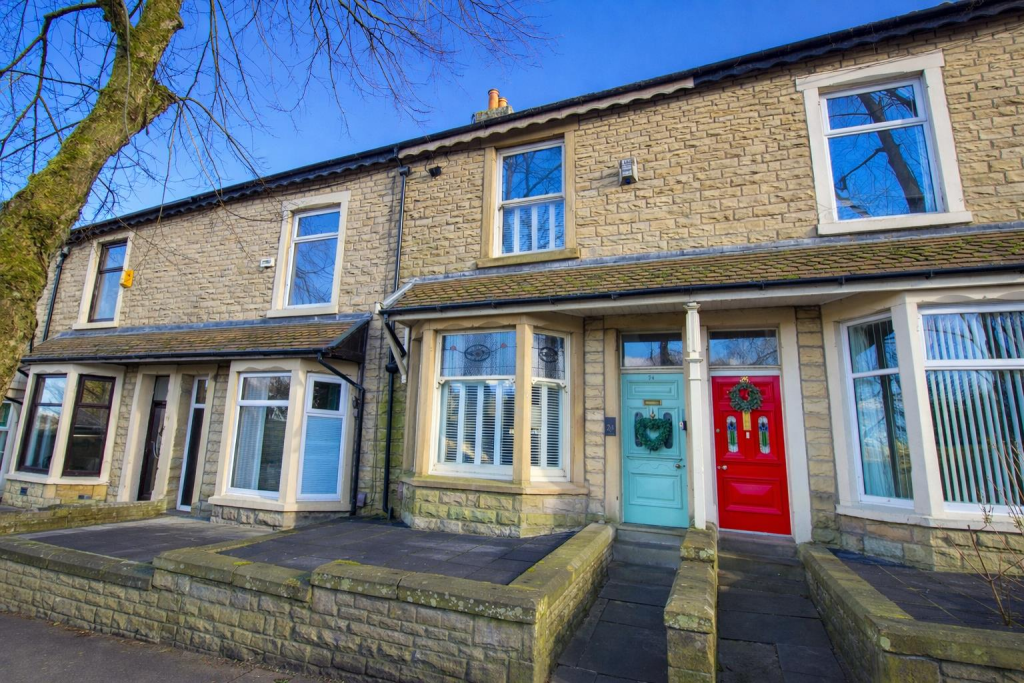 2 bed Mid Terraced House for rent in Darwen. From Hunters - Darwen