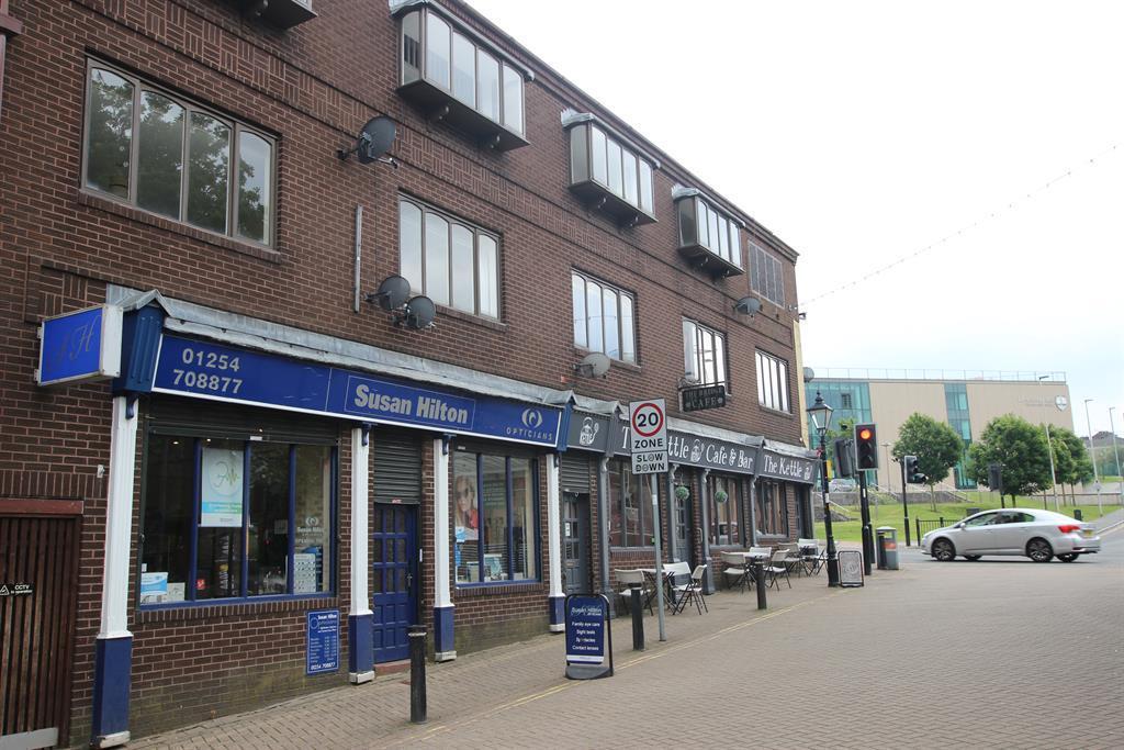 4 bed Studio for rent in Darwen. From Hunters - Darwen