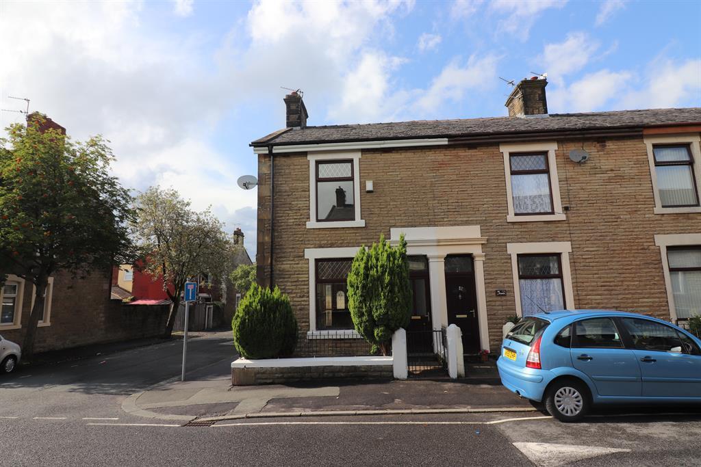 3 bed End of Terrace for rent in Darwen. From Hunters - Darwen 3 bed End of Terrace for rent in Darwen. From Hunters - Darwen