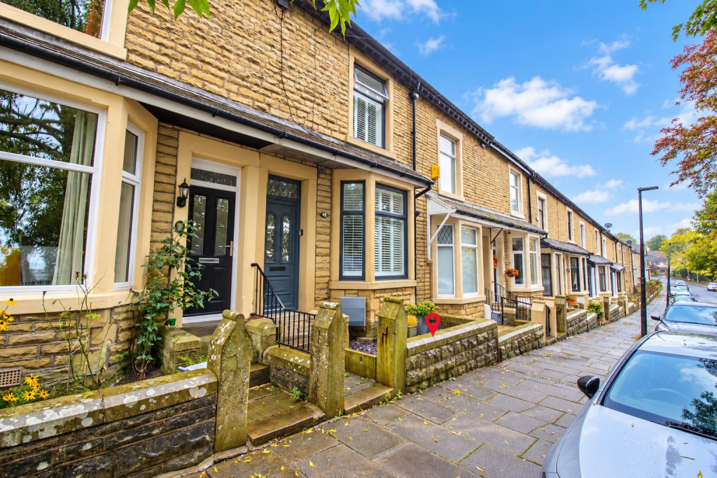 2 bed Mid Terraced House for rent in Darwen. From Hunters - Darwen 2 bed Mid Terraced House for rent in Darwen. From Hunters - Darwen