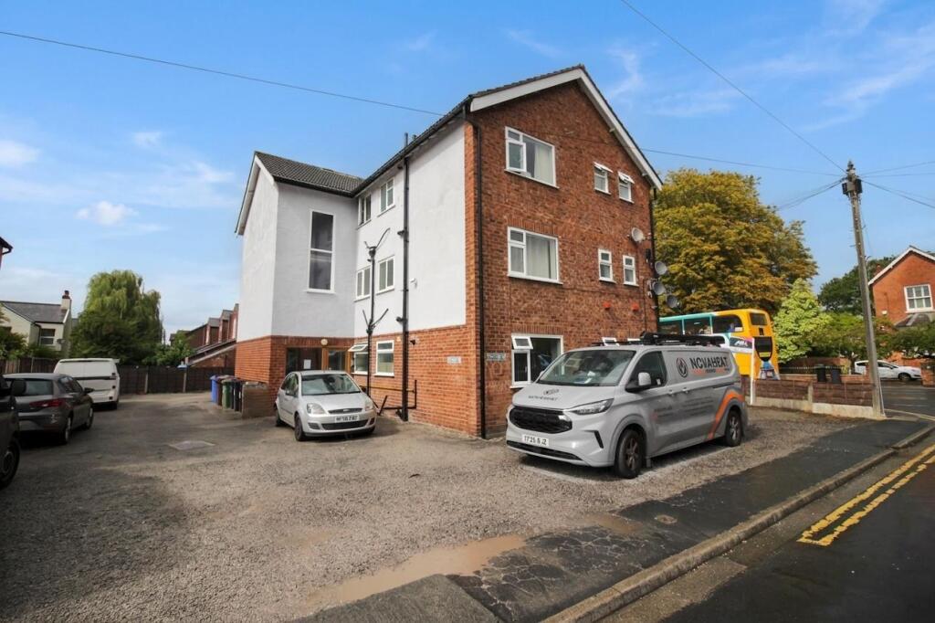 2 bed 1st Floor Flat for rent in Cheadle. From Hunters - Darwen 2 bed 1st Floor Flat for rent in Cheadle. From Hunters - Darwen