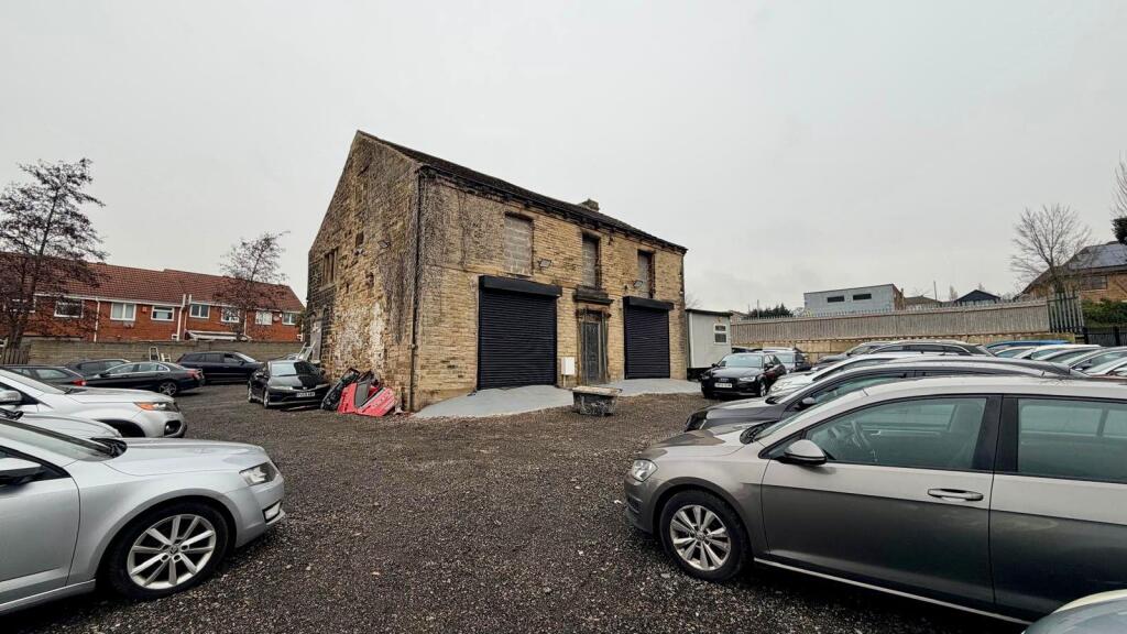 0 bed Dev Land - Leisure for rent in Dewsbury. From Hunters - Dewsbury 0 bed Dev Land - Leisure for rent in Dewsbury. From Hunters - Dewsbury