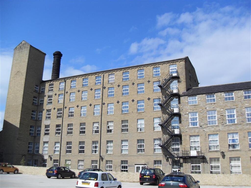 2 bed 1st Floor Flat for rent in Elland. From Hunters - Dewsbury