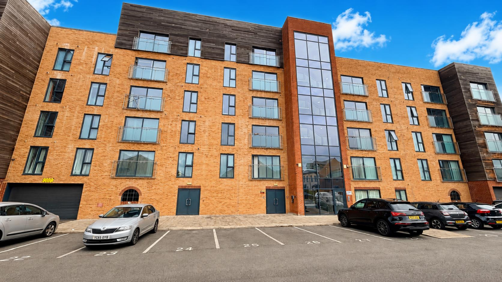 1 bed Detached for rent in Manchester. From Hunters - Dewsbury