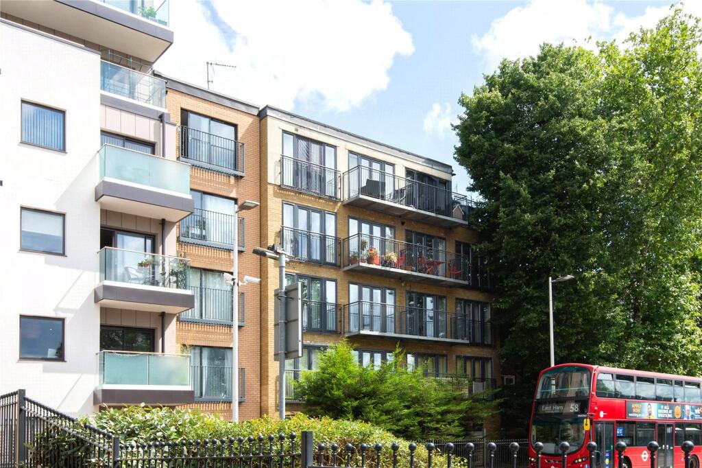 1 bed 1st Floor Flat for rent in Walthamstow. From Central Estate Agents - Walthamstow