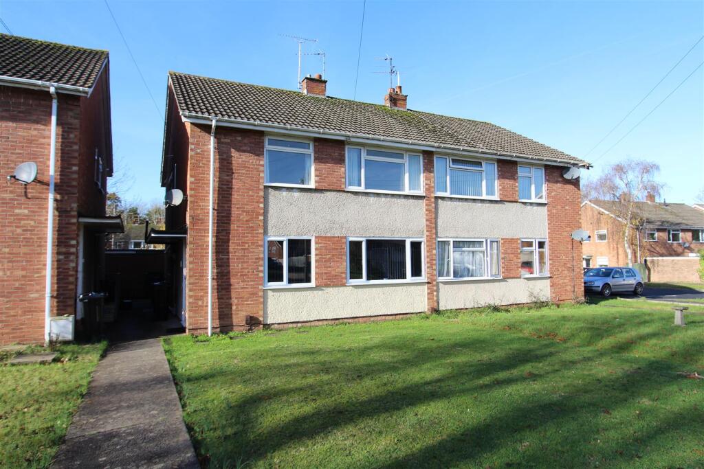 2 bed 1st Floor Flat for rent in Bristol. From Davies & Way - Keynsham