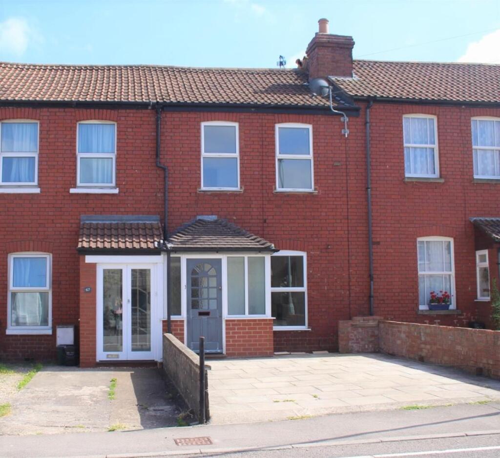 3 bed Mid Terraced House for rent in Bristol. From Davies & Way - Keynsham