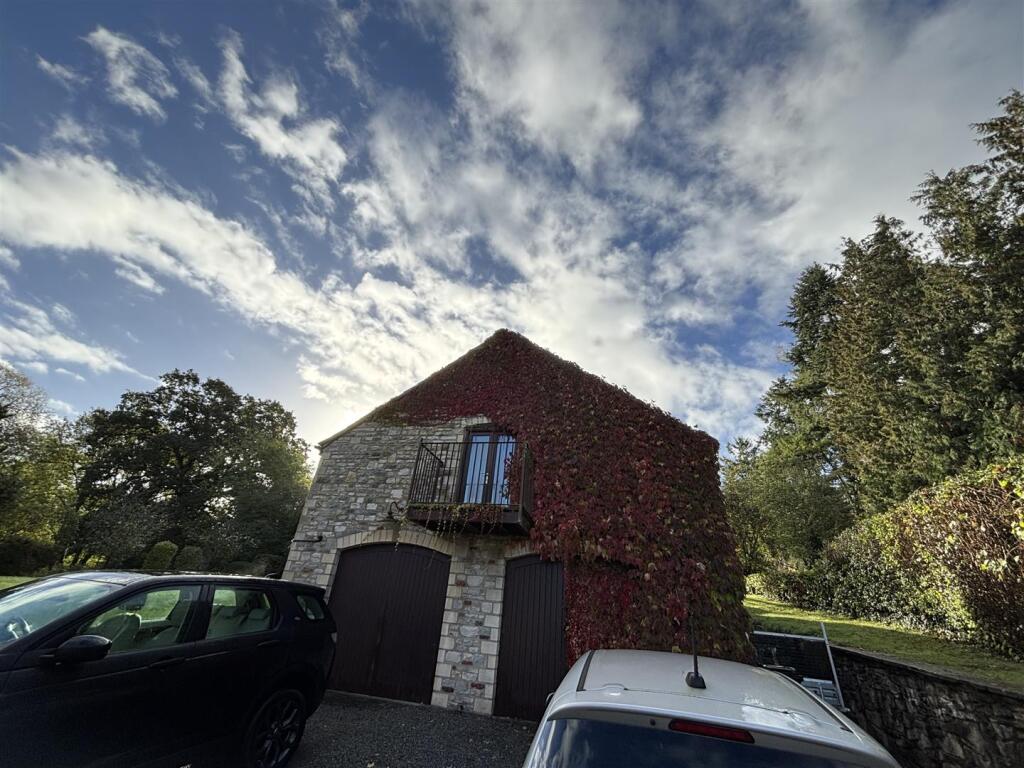 1 bed Detached bungalow for rent in Compton Dando. From Davies & Way - Keynsham
