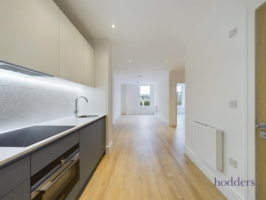 1 bed Apartment for rent in Lyne. From Hodders - Chertsey